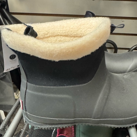 Hunter boots
UK 6
UK 4 - Picture 4 of 7